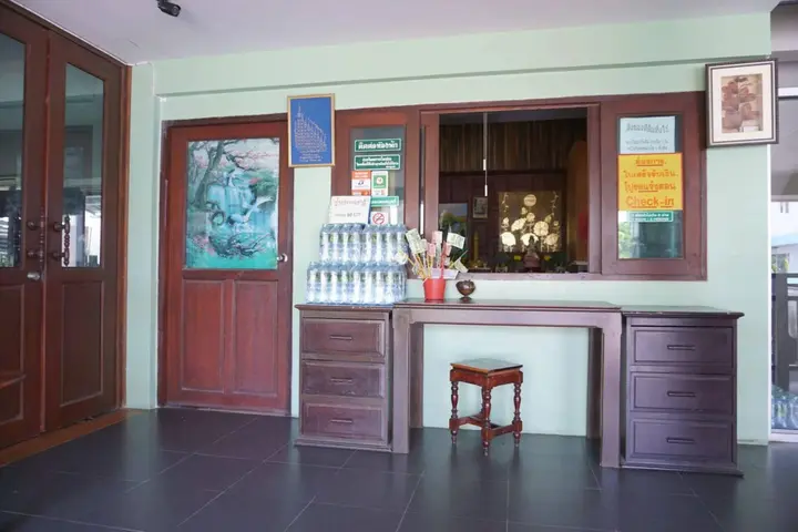Накхонситхаммарат: Loy Garden Mansion