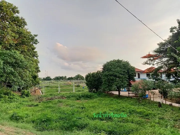 Тхат-Пханом: Wangnamkam Riverside Resort