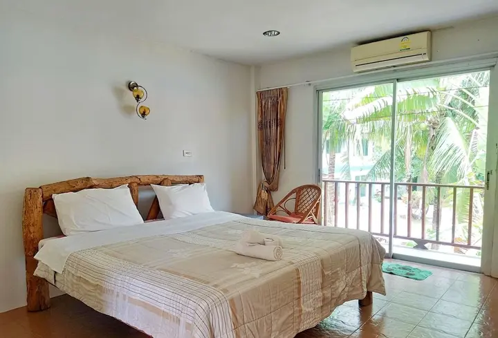Тхат-Пханом: Wangnamkam Riverside Resort
