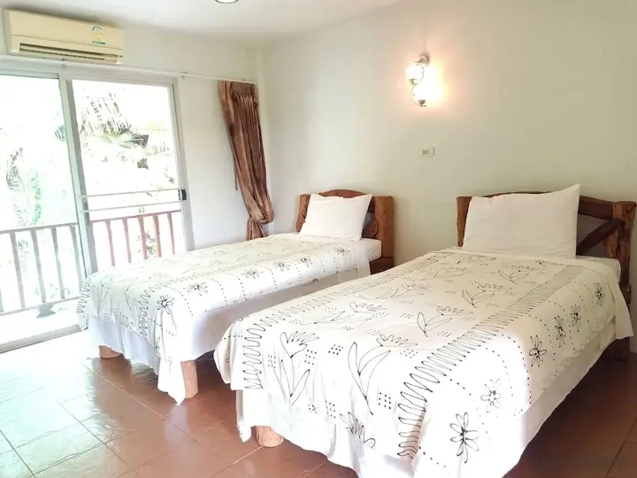 Тхат-Пханом: Wangnamkam Riverside Resort