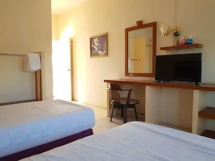 Пхитсанулок: Casa Holiday Hotel