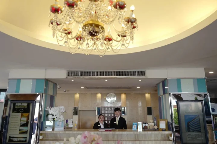 Лопбури: Chaisaeng Palace Hotel
