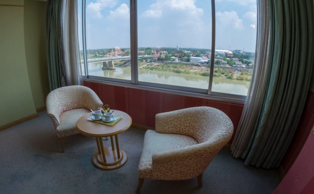 Лопбури: Chaisaeng Palace Hotel