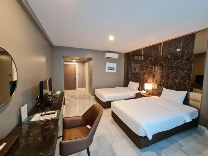 Лопбури: Chaisaeng Palace Hotel