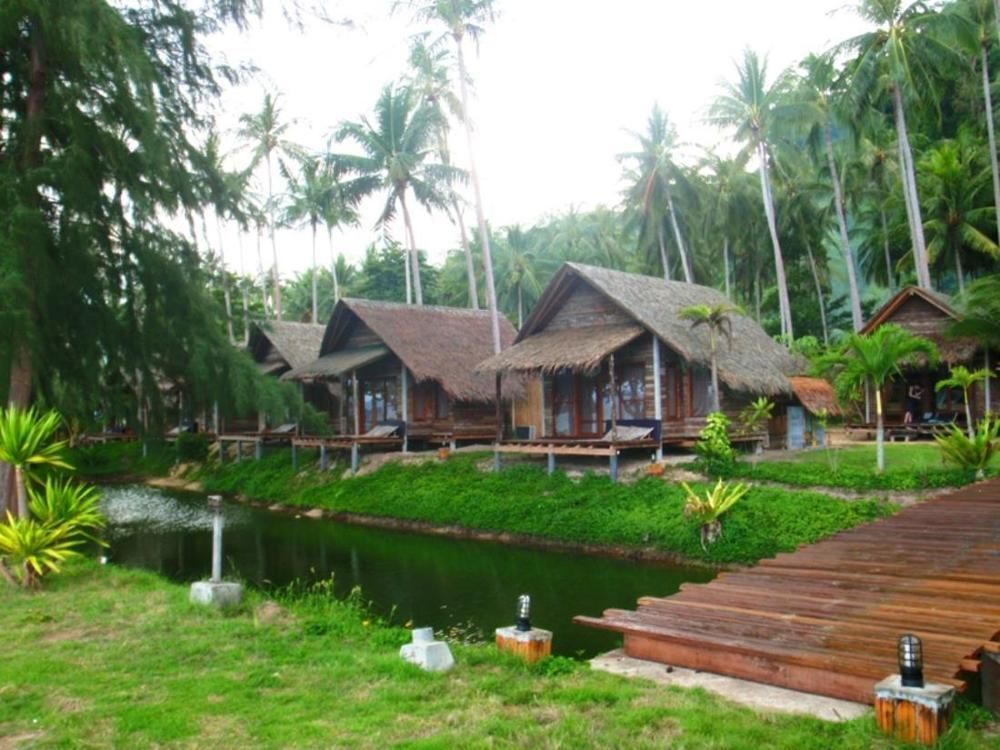 главный пляж: Coco Cottage Resort