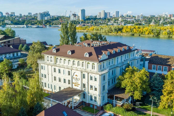 Ростов-на-Дону: Туристический комплекс Петровский Причал