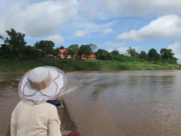 Тхат-Пханом: Rotchana's Retreat Hotel on Mekong That Phanom