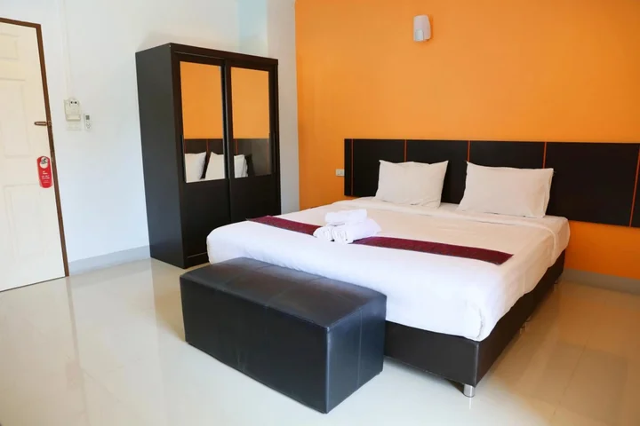 Бури Рам: La Viva Hotel
