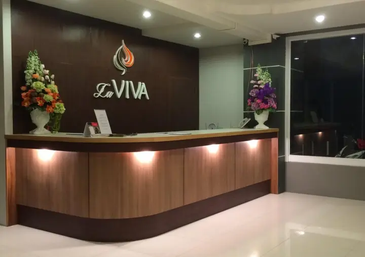 Бури Рам: La Viva Hotel