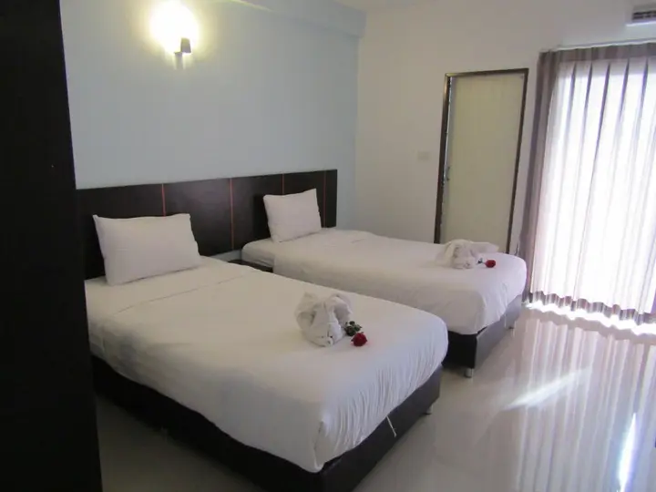 Бури Рам: La Viva Hotel