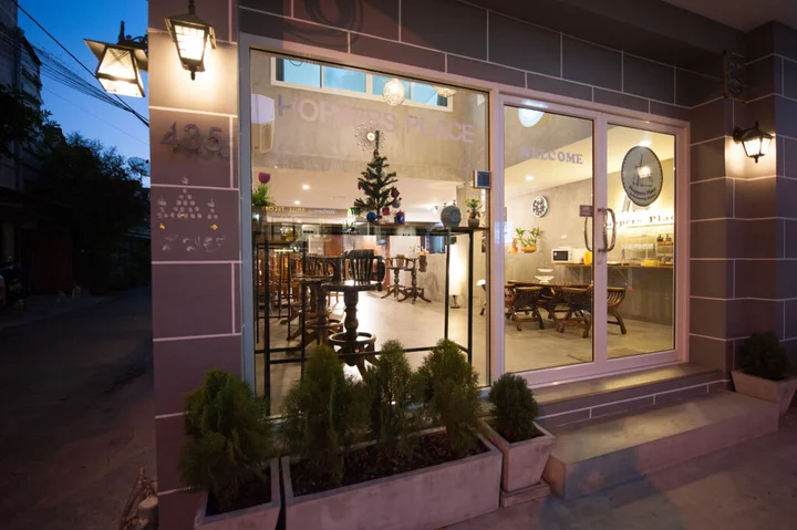 Бангкок: Hoppers Place Donmuang Room