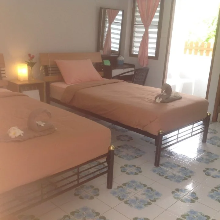 Пхетчхабури: 2N Guesthouse
