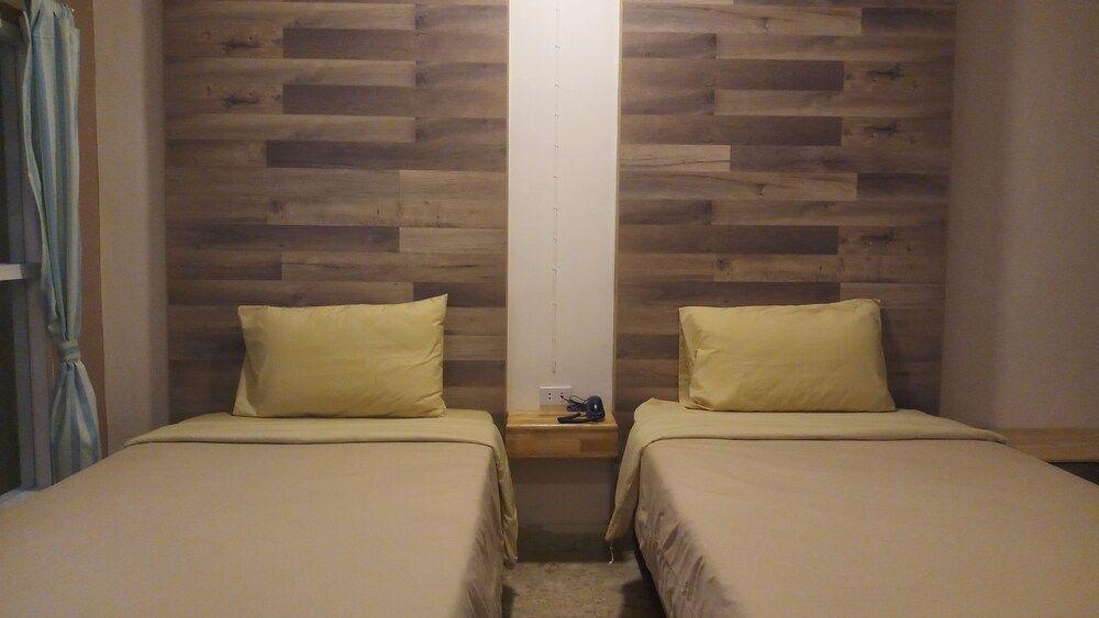 Бури Рам: Ploy Resort