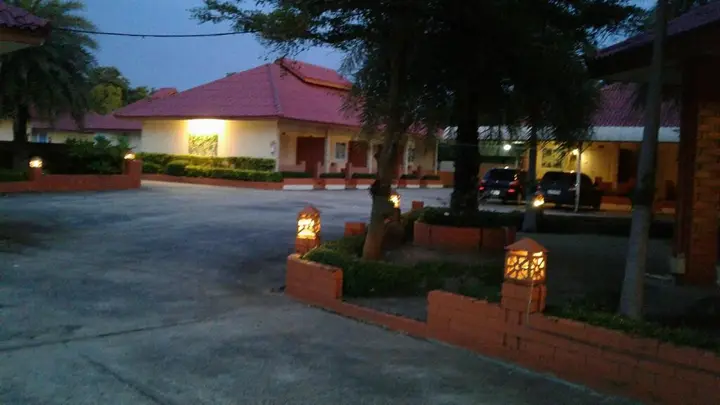 Нанг-Ронг: Ploy Resort - Nangrong