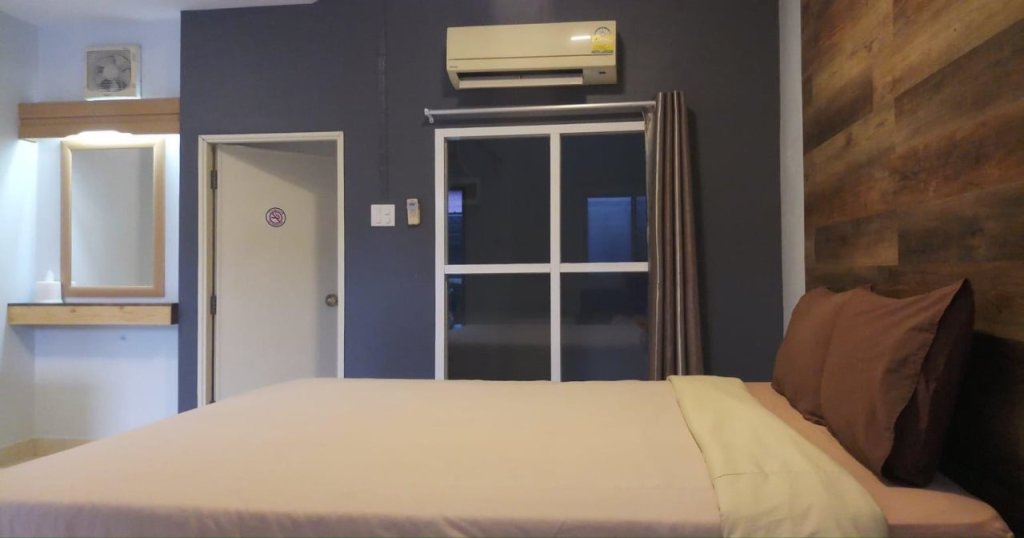 Нанг-Ронг: Ploy Resort - Nangrong