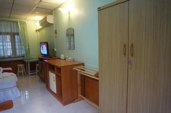 Нанг-Ронг: C & C Resort Nangrong
