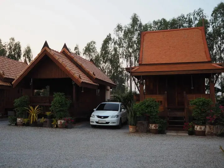 Бан Дон Мафай: Khum Tewa Sakonnakhon