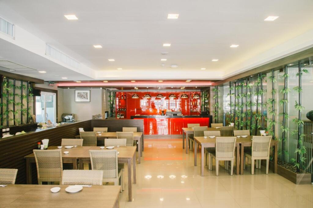 Сирача: Jasmine Resort Sriracha (SHA Extra Plus)