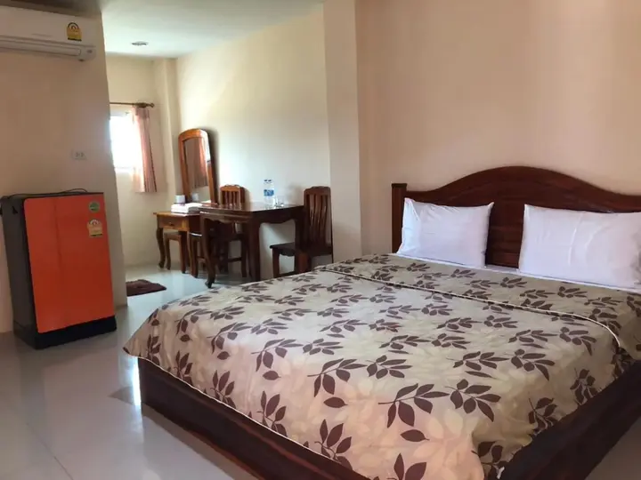 Лопбури: Ratchaphruek Resort