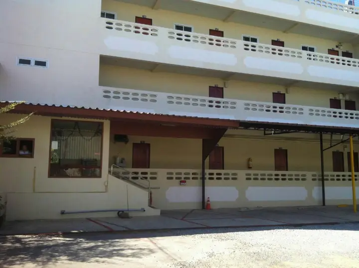 Лопбури: Ratchaphruek Resort