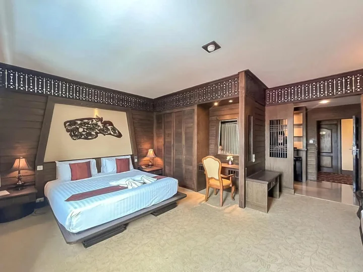 Пхитсанулок: Ruean Phae Royal Park Hotel
