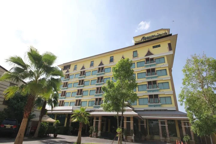 Пхитсанулок: Ruean Phae Royal Park Hotel