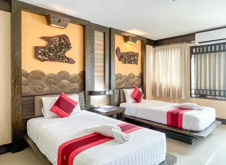 Пхитсанулок: Ruean Phae Royal Park Hotel