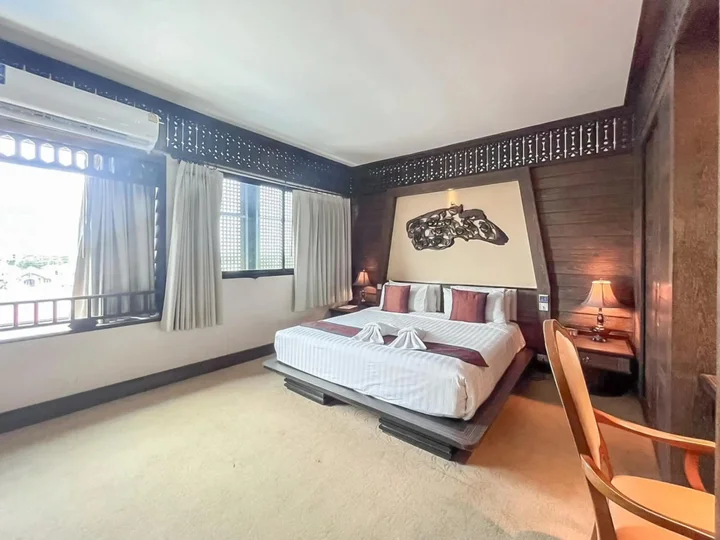 Пхитсанулок: Ruean Phae Royal Park Hotel