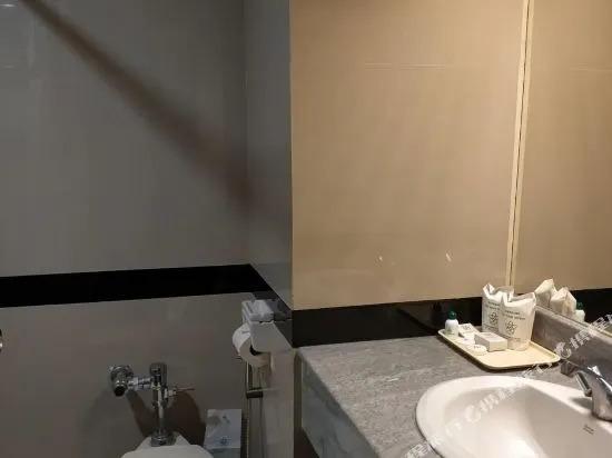 Бетонг: Betong Merlin Hotel (SHA Extra Plus)