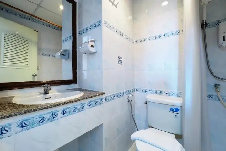 Кхлонг-Луанг: Ingnaam Residence
