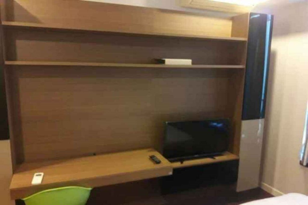 Бангкок: High Floor near Petchaburi MRT