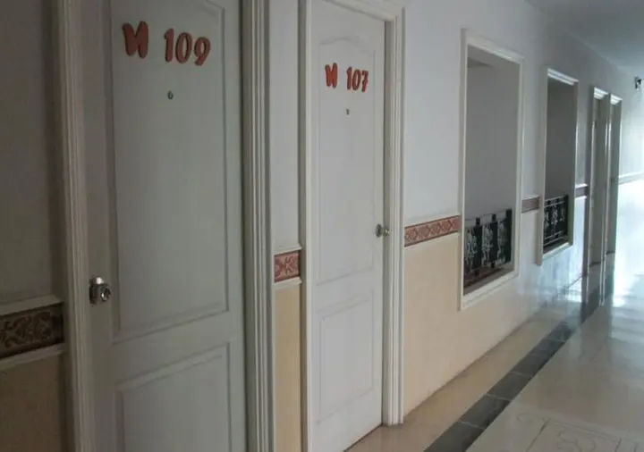 Кхлонг-Янг: Hotel B