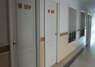 Кхлонг-Янг: Hotel B