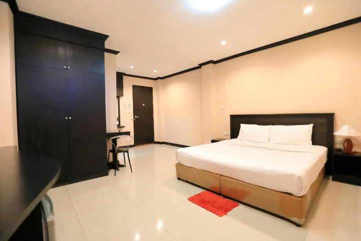 Кхлонг-Янг: Triton Hotel Nakhonratchasima