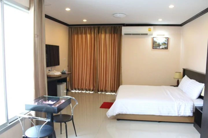 Кхлонг-Янг: Triton Hotel Nakhonratchasima