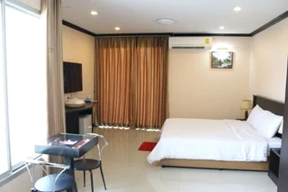 Кхлонг-Янг: Triton Hotel Nakhonratchasima