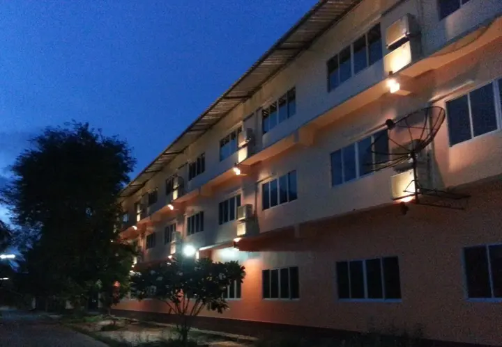 Столичный район Чантхабури: Budsarakam Place Hotel
