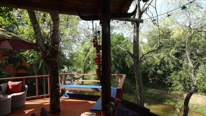 Мае-Таенг: Riverside Homestay