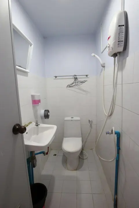Пхи-Пхи-Дон: Jdai Dorm Room