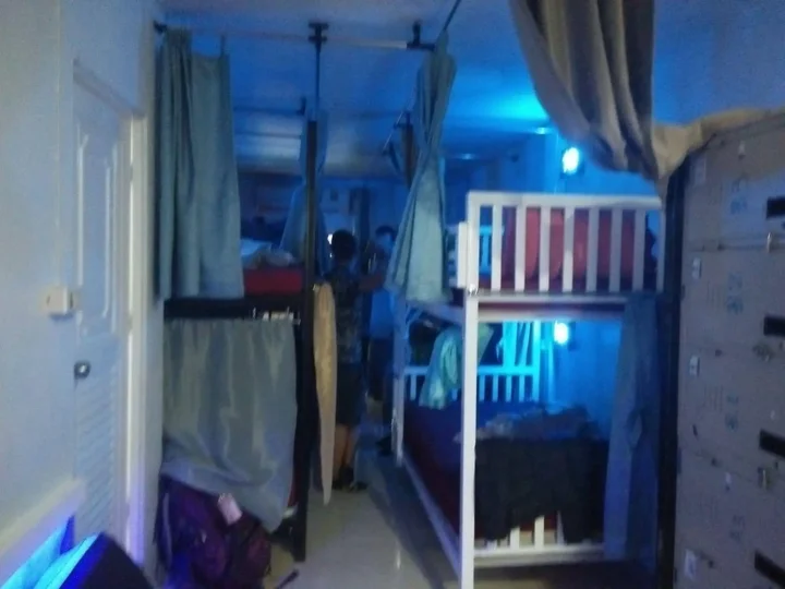 Пхи-Пхи-Дон: Jdai Dorm Room