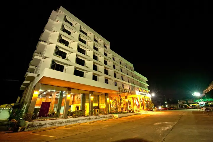 Пхаяу: Phayao Northen Lake Hotel