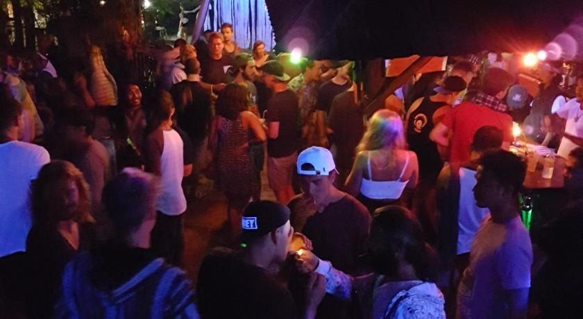 Паи: Shut Eye Party Hostel - Adults Only