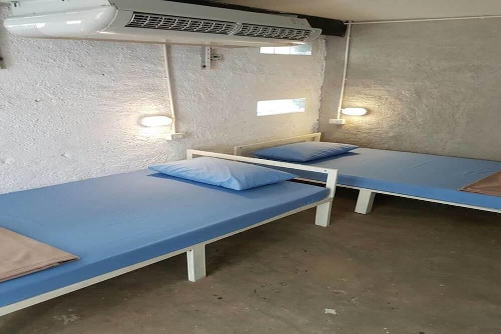 Паи: Shut Eye Party Hostel - Adults Only