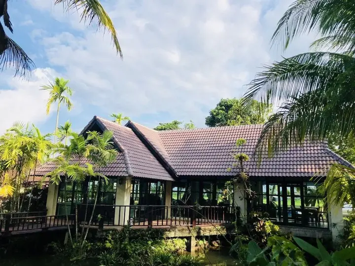 Дой-Сакет: Suwannatara Resort