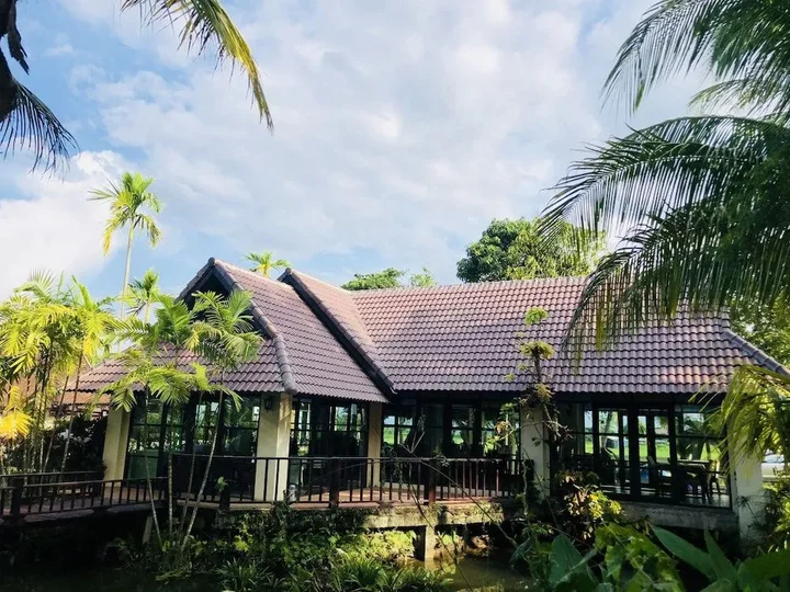 Дой-Сакет: Suwannatara Resort
