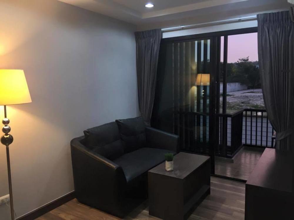 Чонбури: Legen condo & Luxury Service
