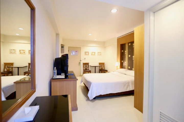 Бангкок: Synsiri 3 Ladprao 83 Apartment
