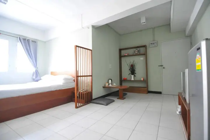 Бангкок: The Living Room Serviced Apartment
