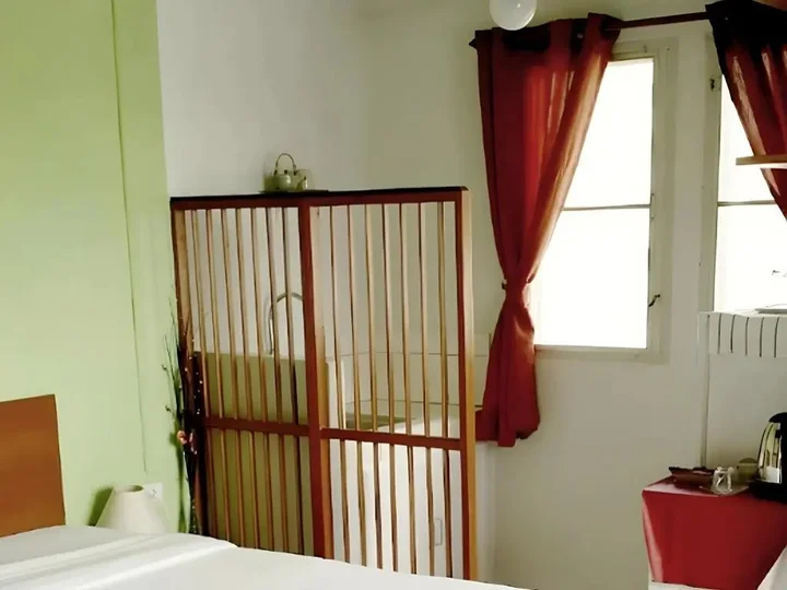 Бангкок: The Living Room Serviced Apartment