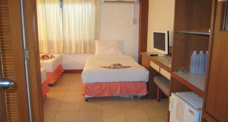 Кату: Patong Inn